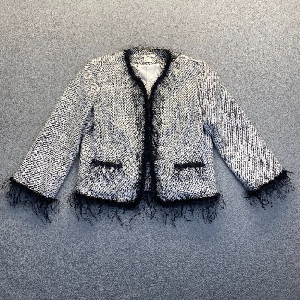 WD Platinum women's Blazer  size 16, gray color, long sleeves Lined
